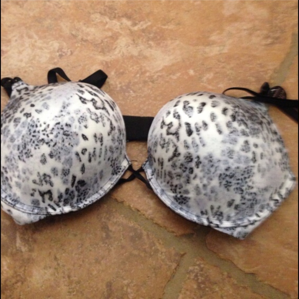 Victoria Secret Bombshell